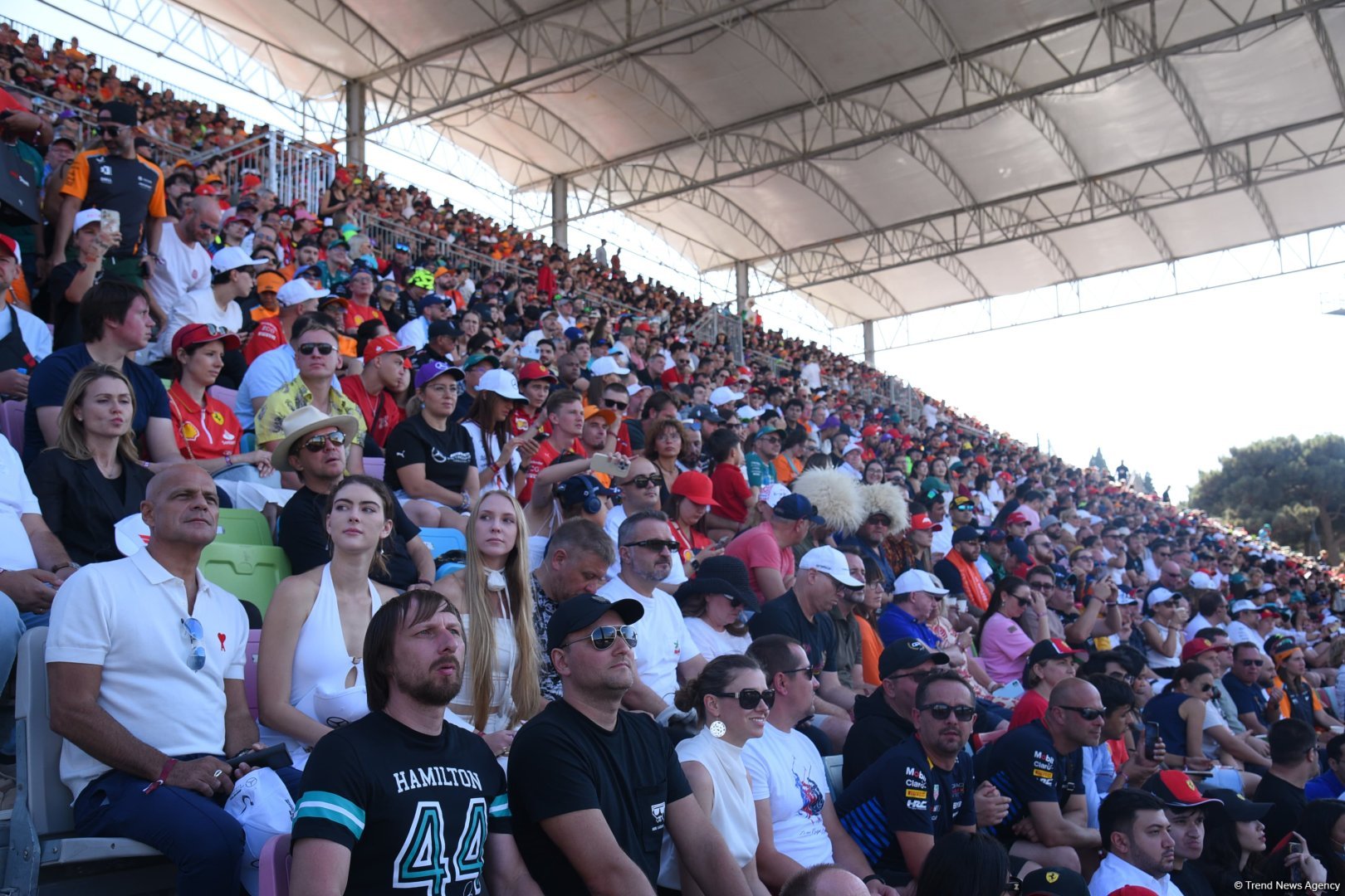 Interesting shots from Formula 1 spectator stands in Azerbaijan's Baku (PHOTO)