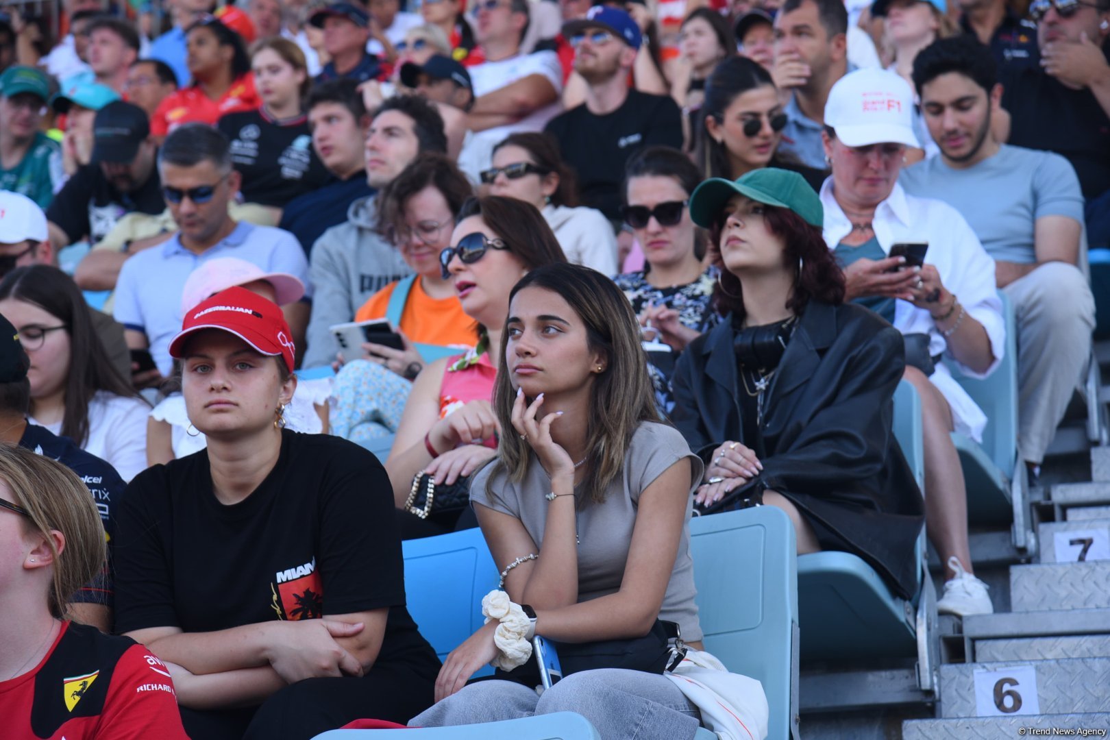 Interesting shots from Formula 1 spectator stands in Azerbaijan's Baku (PHOTO)
