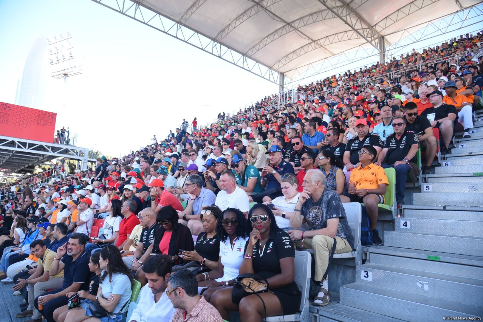 Interesting shots from Formula 1 spectator stands in Azerbaijan's Baku (PHOTO)