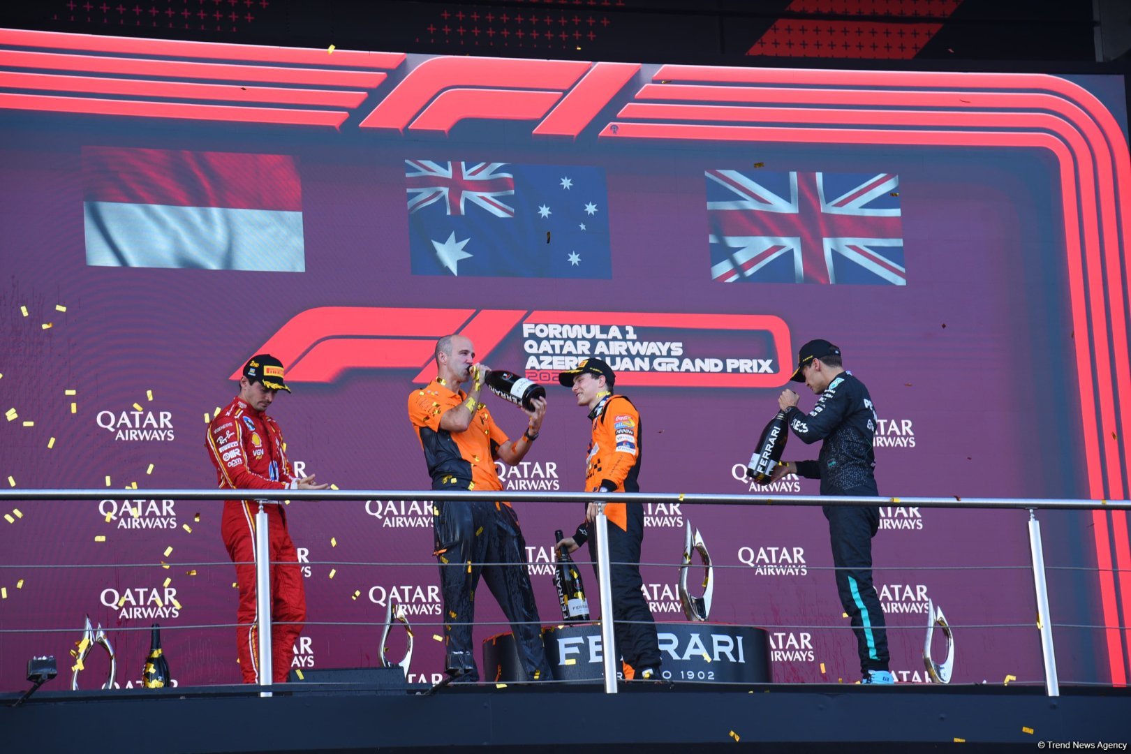 Winners of Formula 1 final race awarded in Baku (PHOTO/VIDEO)