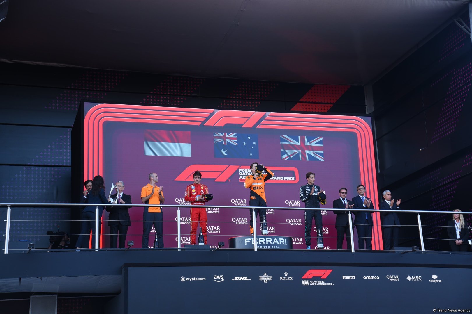 Winners of Formula 1 final race awarded in Baku (PHOTO/VIDEO)