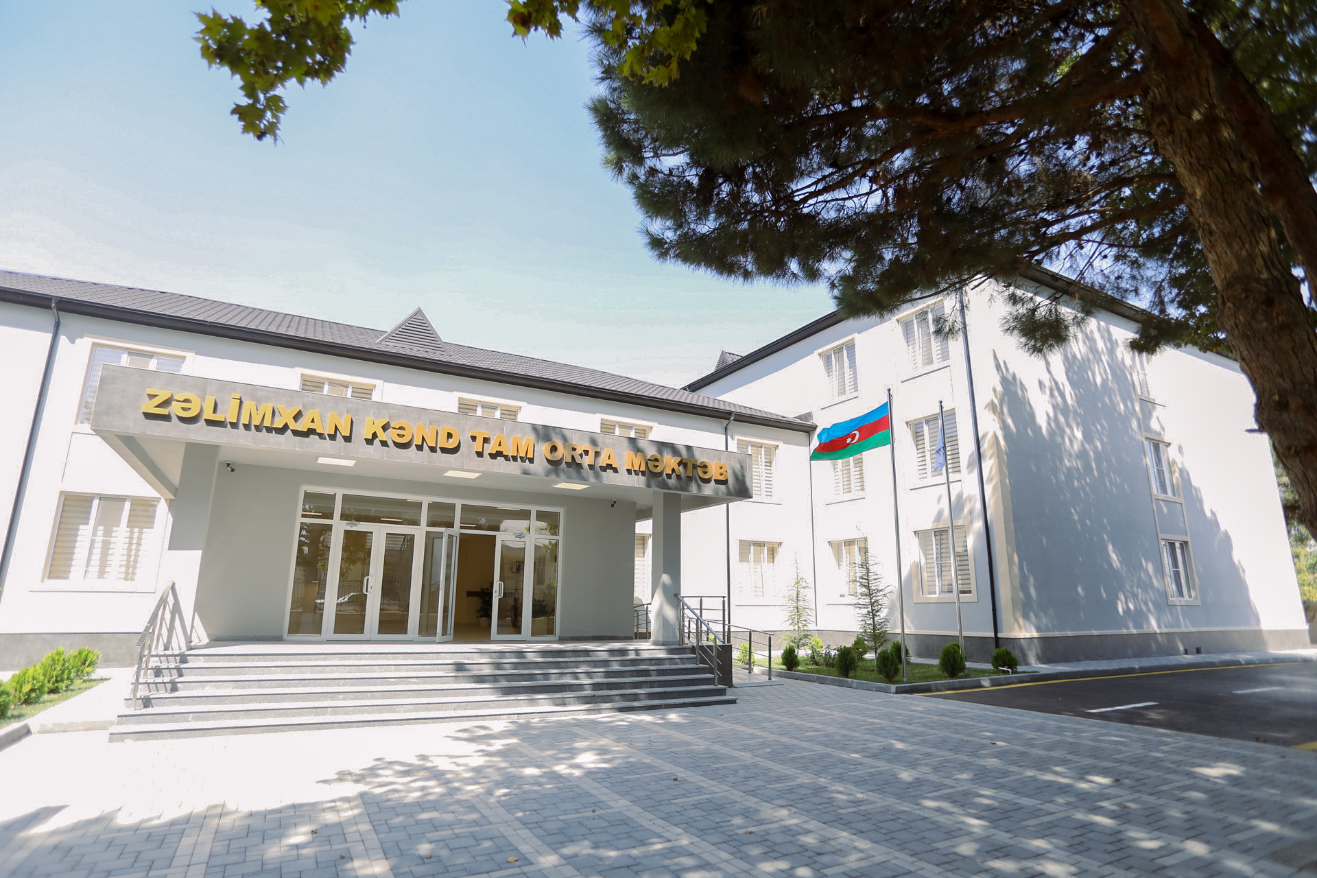 Heydar Aliyev Foundation hands over new school built in nation's Aghstafa district (PHOTO/VIDEO)