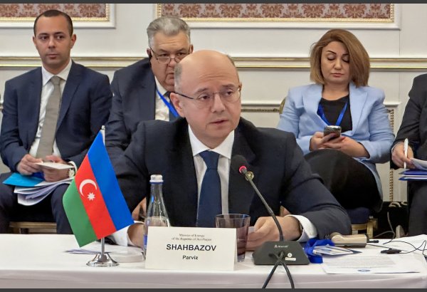 Azerbaijan's energy minister unveils oil, gas export projections