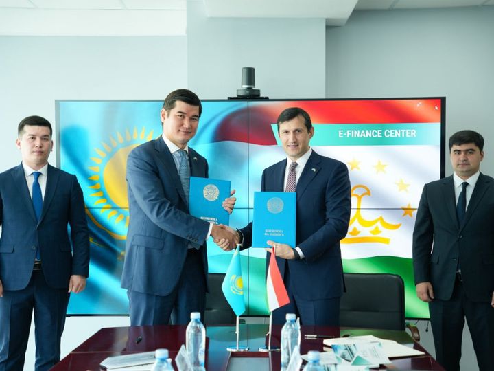 Tajikistan, Kazakhstan sign financial cooperation plan