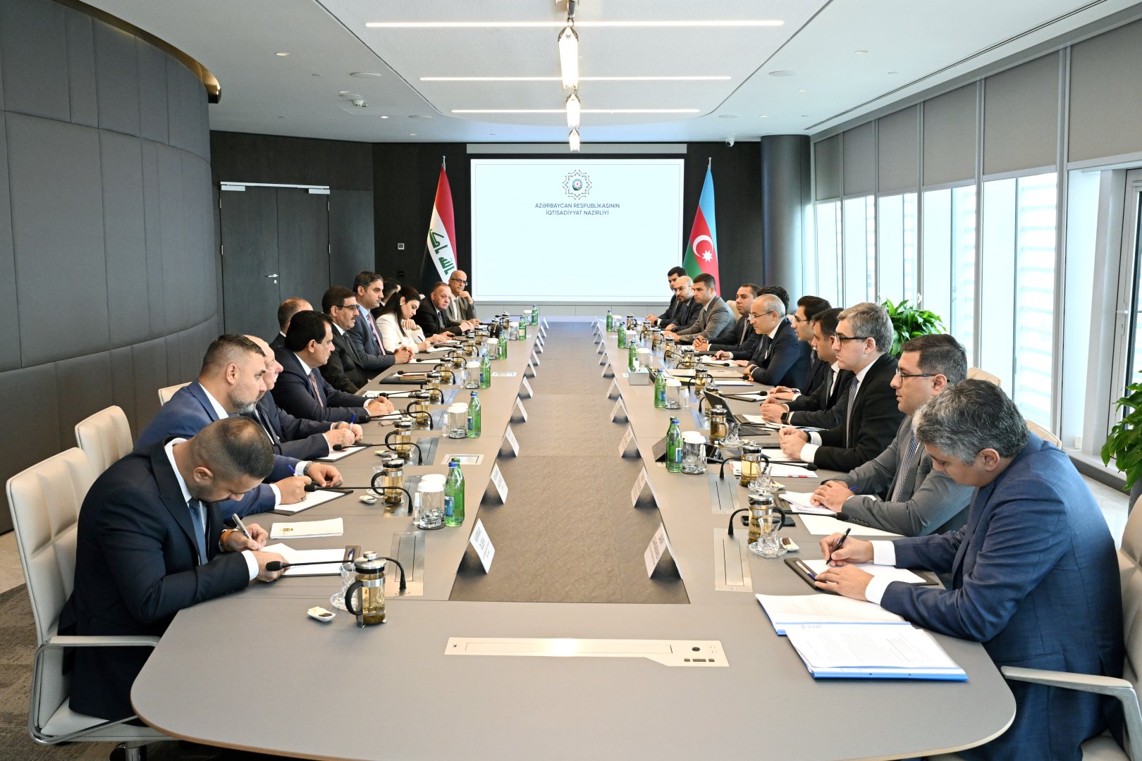 Azerbaijan, Iraq moot joint activities in implementation of infrastructural projects