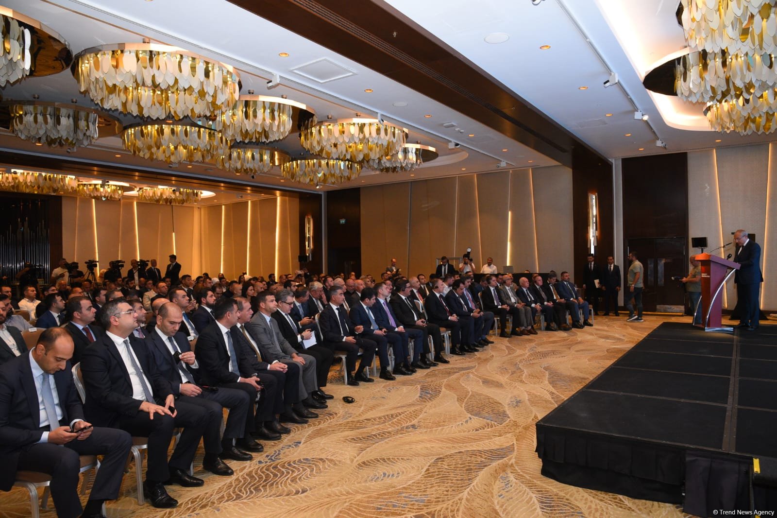 Baku holds Azerbaijan-Iraq business forum (PHOTO)