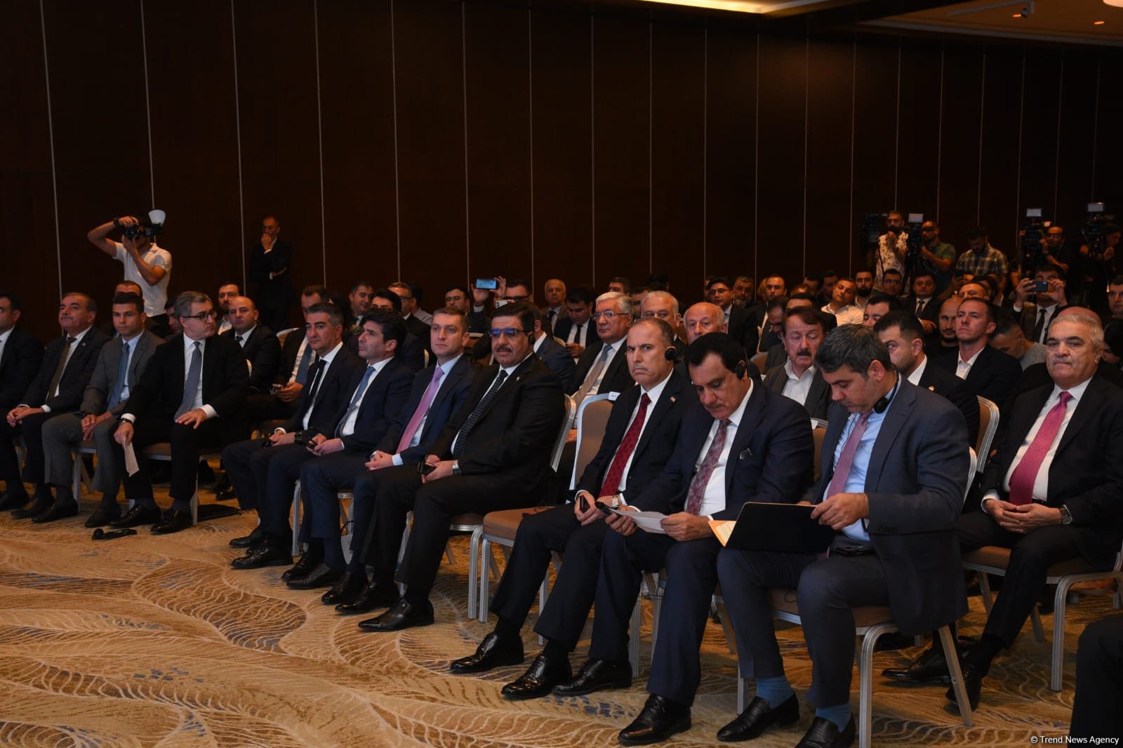 Baku holds Azerbaijan-Iraq business forum (PHOTO)
