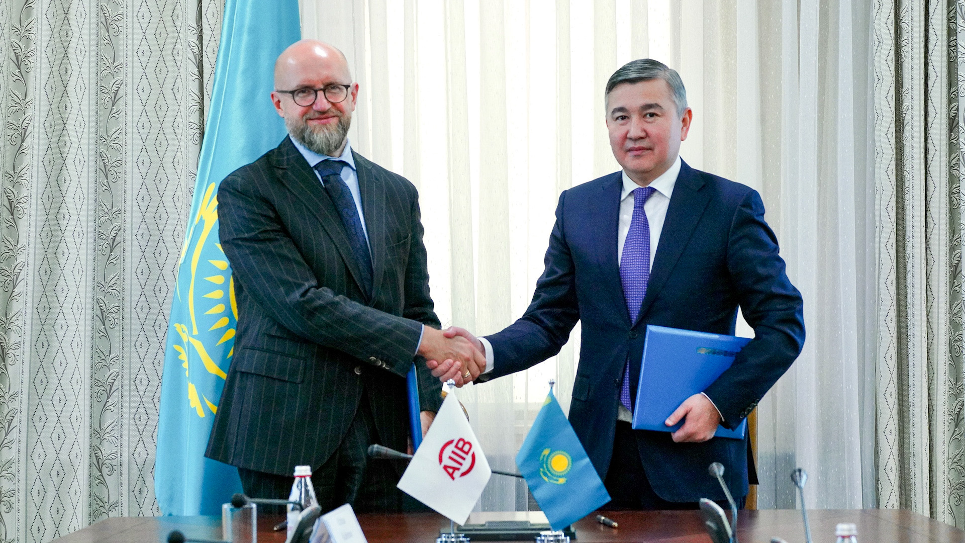 AIIB, Kazakhstan to elaborate three-year investment plan