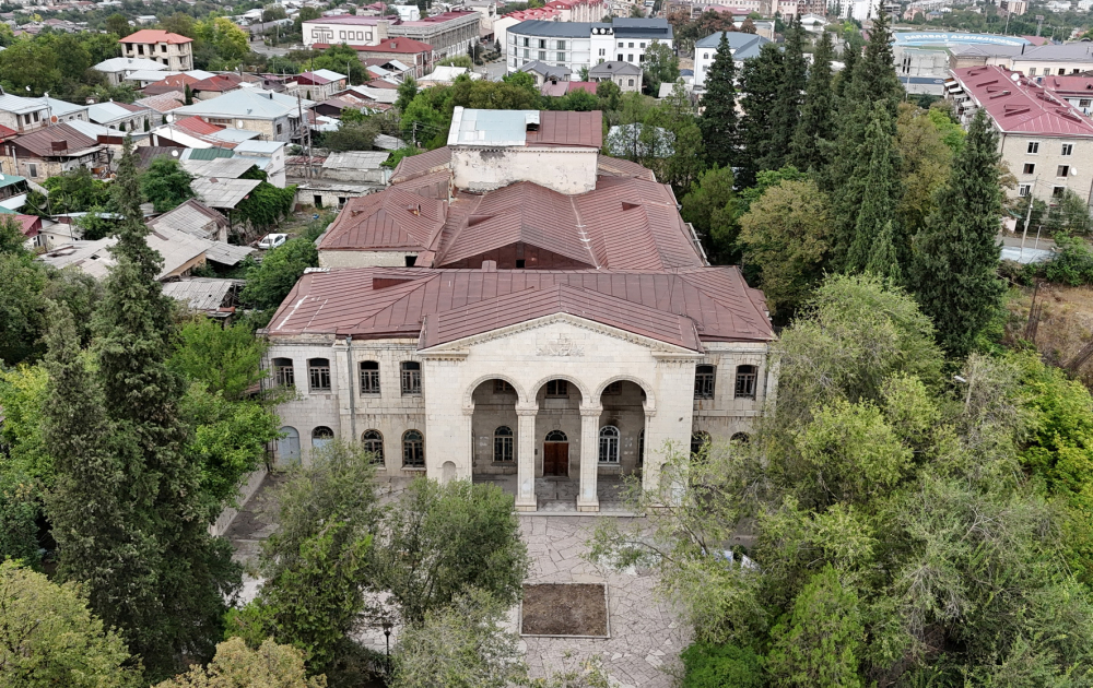 President Ilham Aliyev reviews planned work for Khankendi State Drama Theatre (PHOTO/VIDEO)