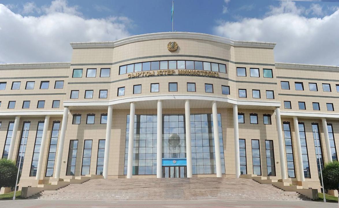 Kazakhstan urges citizens to avoid travel to Middle East