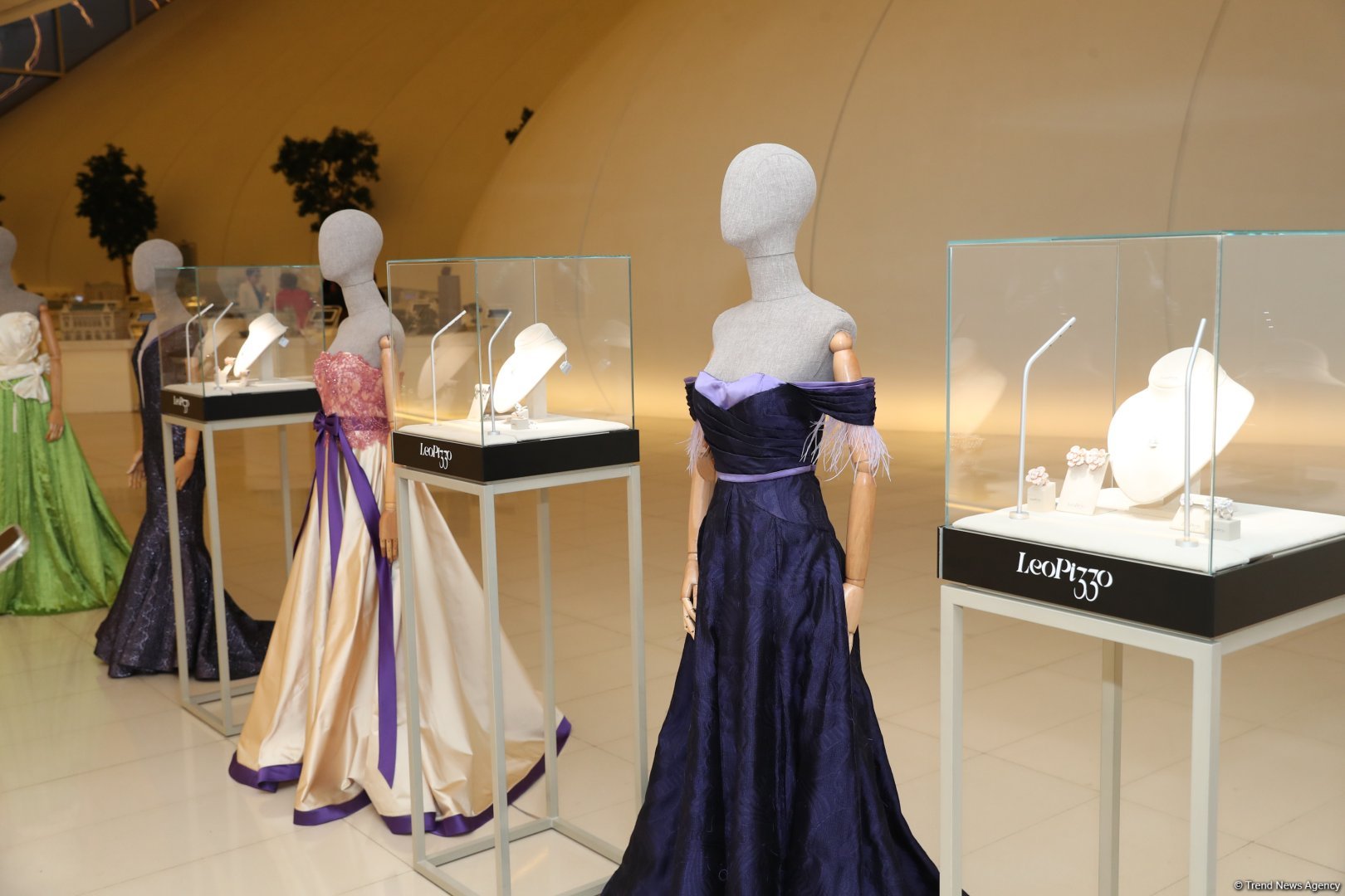 Amazing initiative "Opera and Fashion: 7 Beauties" shines at Heydar Aliyev Center (PHOTO)