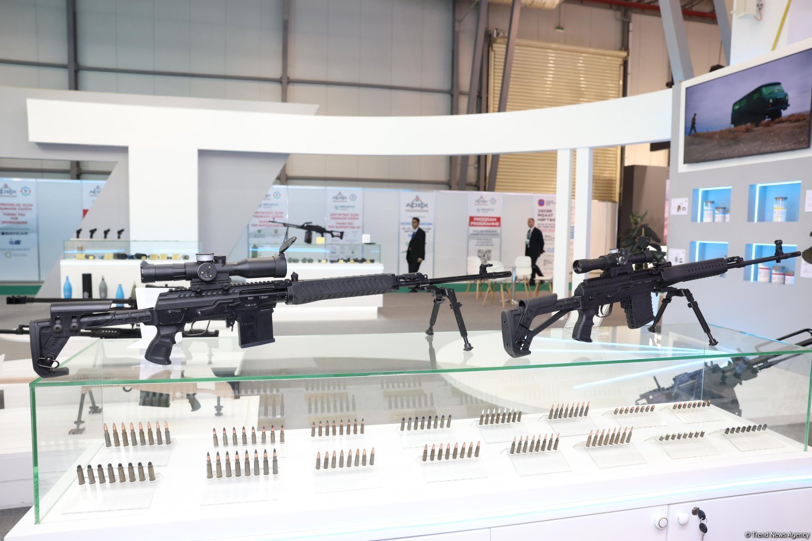 Azerbaijan rolls out fresh batch of homegrown sniper rifles (PHOTO)