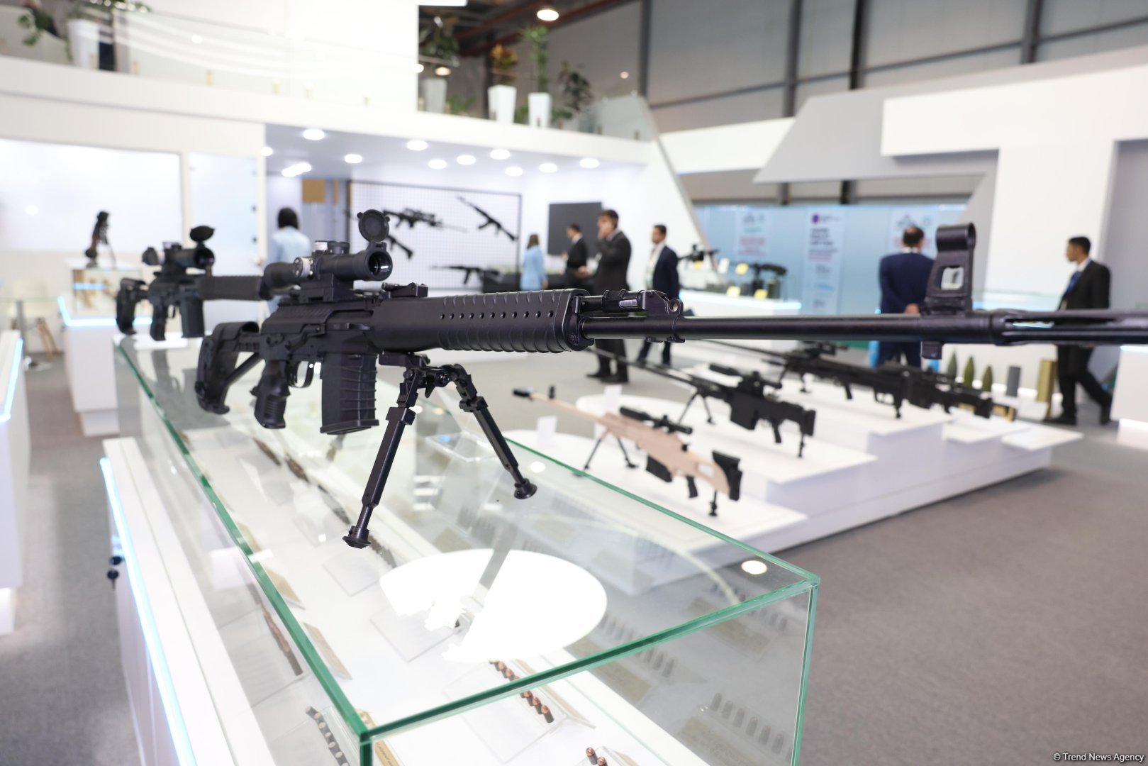 Azerbaijan rolls out fresh batch of homegrown sniper rifles (PHOTO)