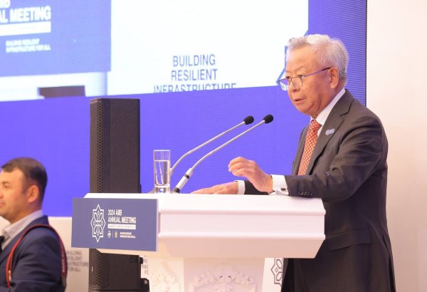 AIIB applauds cooperation level with Uzbekistan
