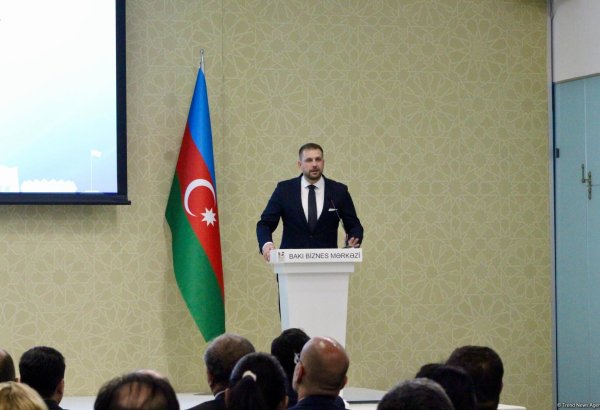 Baku holds Azerbaijani-Slovakian business forum (PHOTO)