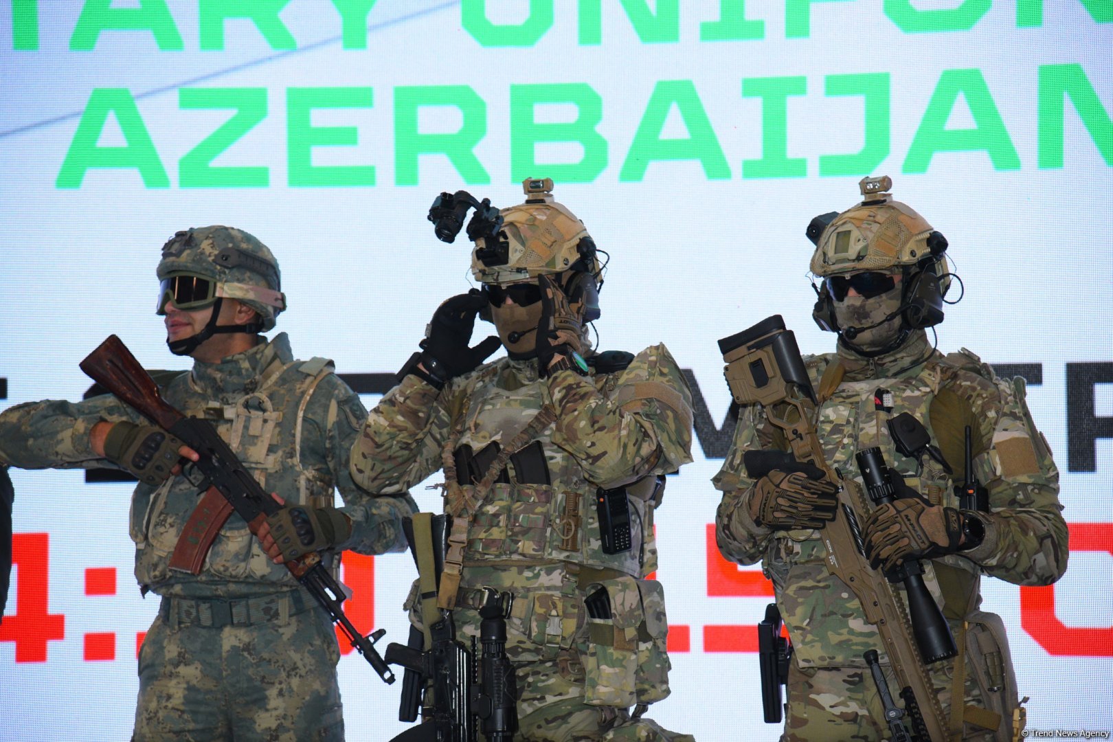 ADEX exhibition showcases Azerbaijani Army's military uniforms through years (PHOTO/VIDEO)