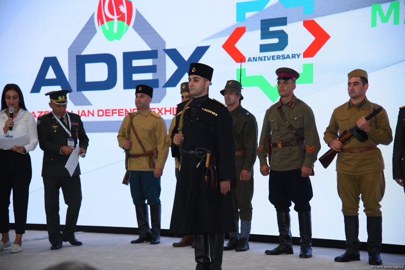 ADEX exhibition showcases Azerbaijani Army's military uniforms through years (PHOTO/VIDEO)