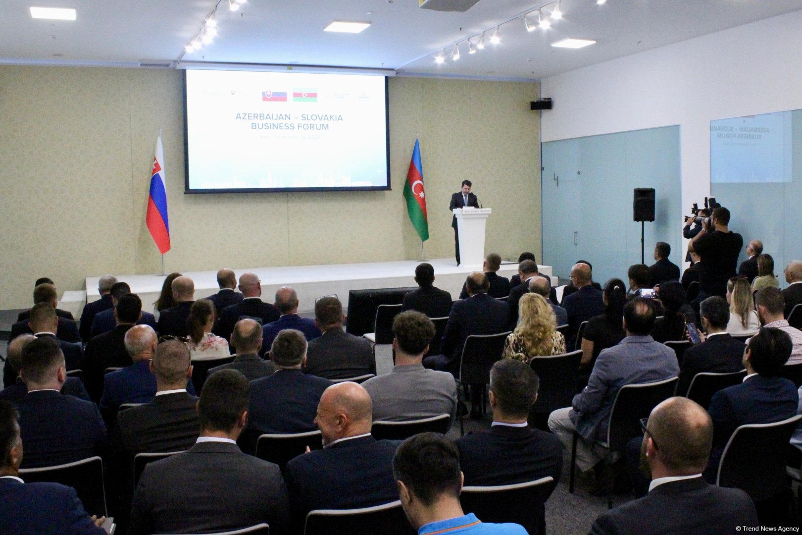 Baku holds Azerbaijani-Slovakian business forum (PHOTO)