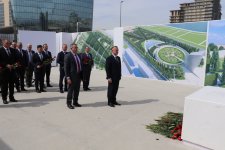 Azerbaijani health ministry's leadership and staff pay visit to Victory Park (PHOTO)