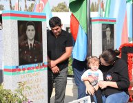 Azerbaijani people pay tribute to Second Karabakh War martyrs (PHOTO)