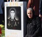 Azerbaijani people pay tribute to Second Karabakh War martyrs (PHOTO)