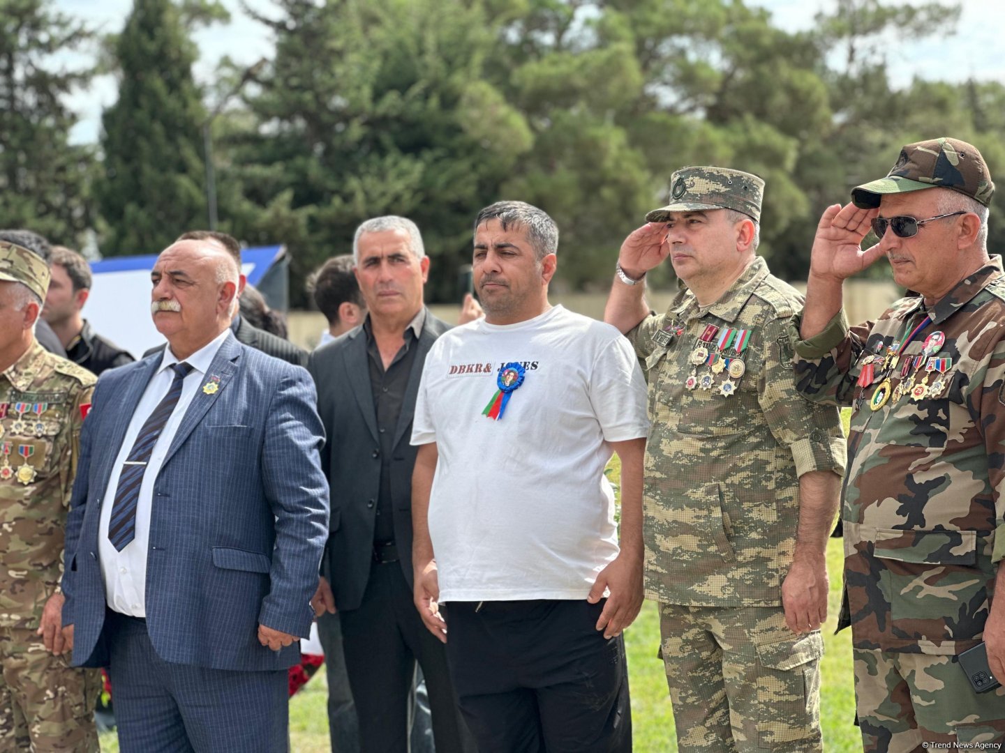 Azerbaijani people pay tribute to Second Karabakh War martyrs (PHOTO)
