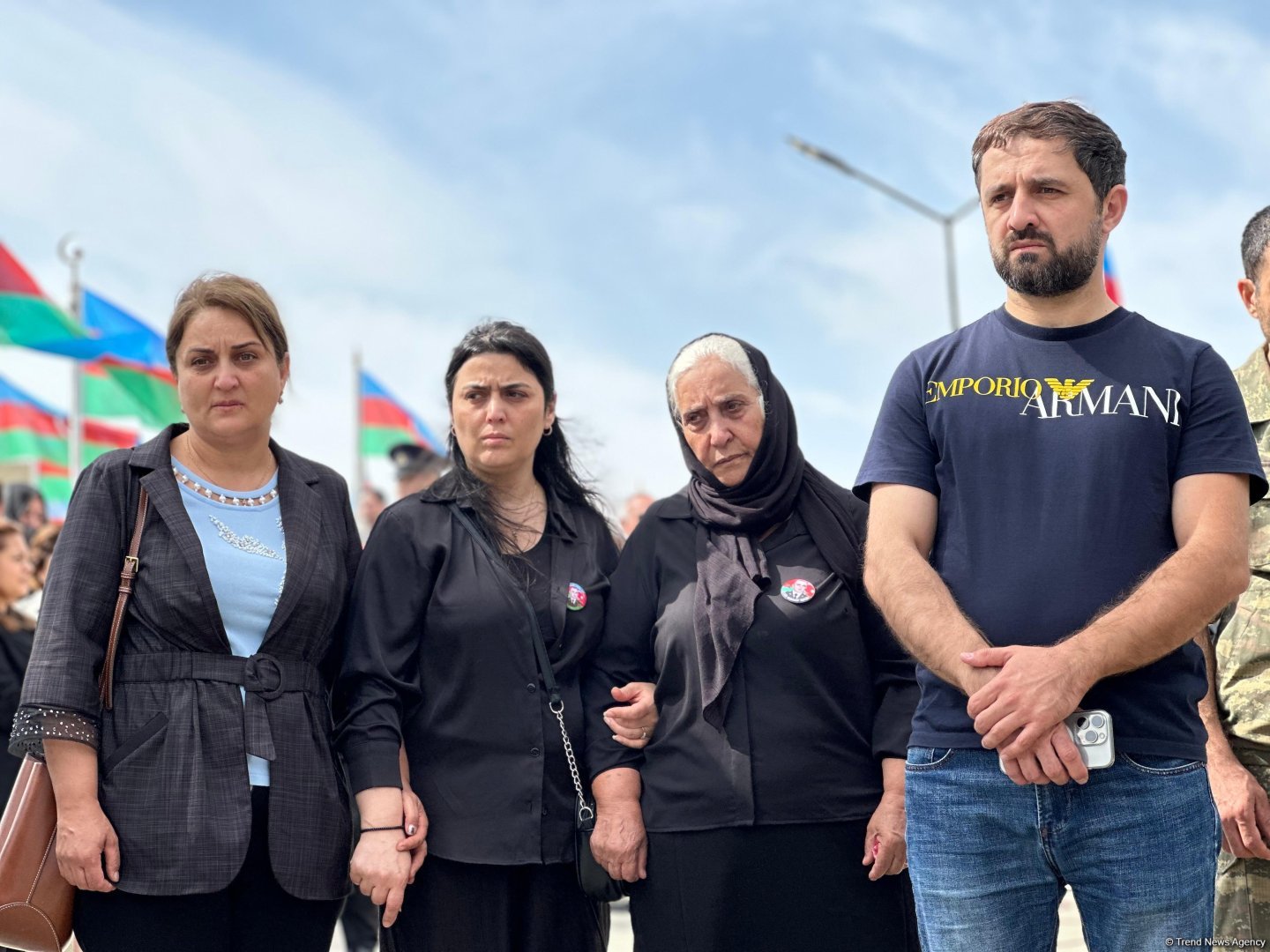 Azerbaijani people pay tribute to Second Karabakh War martyrs (PHOTO)