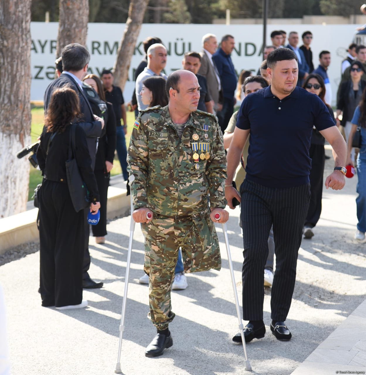 Azerbaijani people pay tribute to Second Karabakh War martyrs (PHOTO)