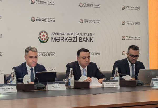Azerbaijani Central Bank holds presentation of financial stability report (PHOTO)