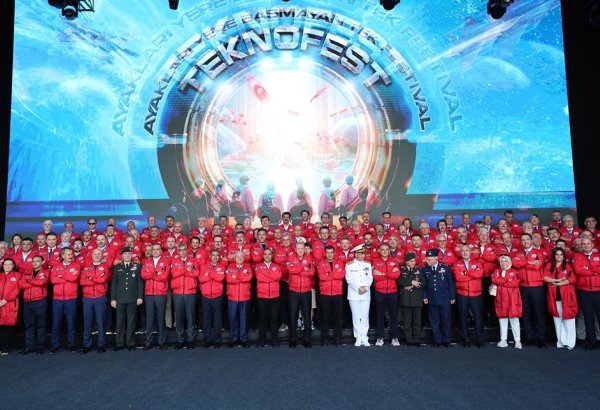 Azerbaijan Minister of Defense attends TEKNOFEST 2024 (PHOTO)