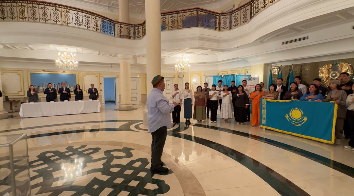 Azerbaijan's Baku opens polling station for Kazakh nuclear power plant referendum (PHOTO/VIDEO)