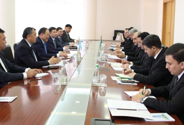 Turkmenistan, Kazakhstan brainstorm economic synergy horizons