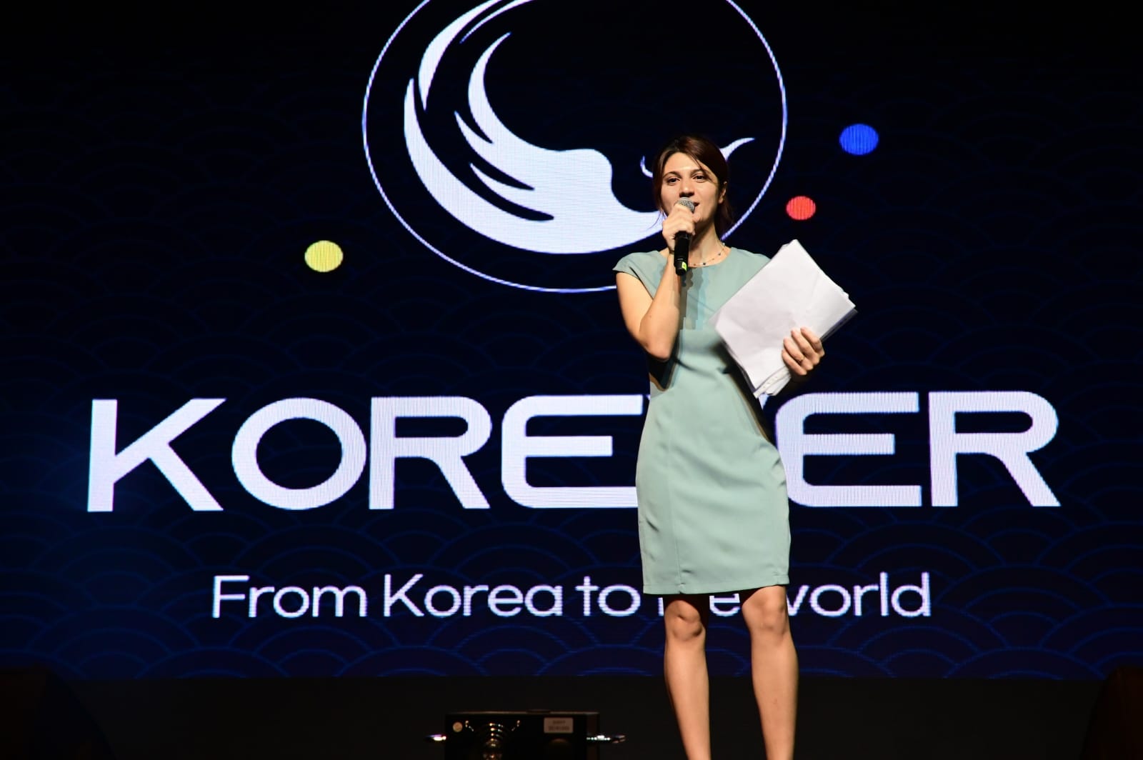 Seoul-originated Azerbaijani woman pulls off blockbuster K-Pop concert in Türkiye (PHOTO)