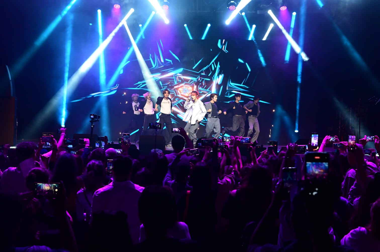 Seoul-originated Azerbaijani woman pulls off blockbuster K-Pop concert in Türkiye (PHOTO)