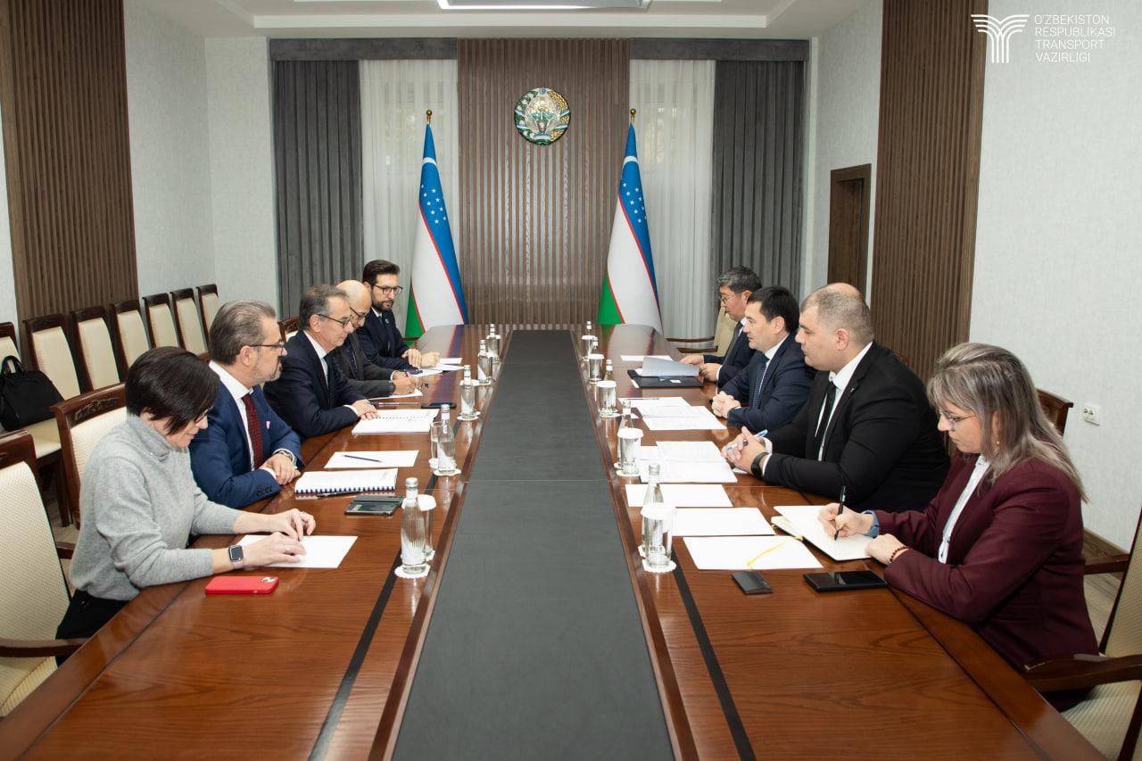 Uzbekistan mulls purchase of electric buses for its regions with EBRD