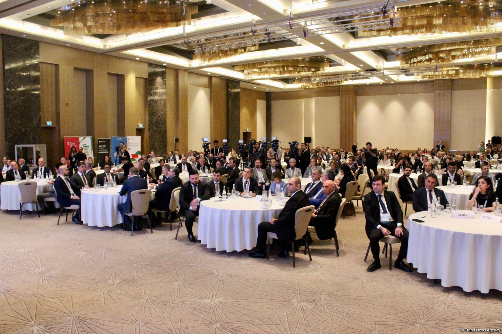 Azerbaijan's Baku hosts forum on "Green finance and sustainable development" (PHOTO)