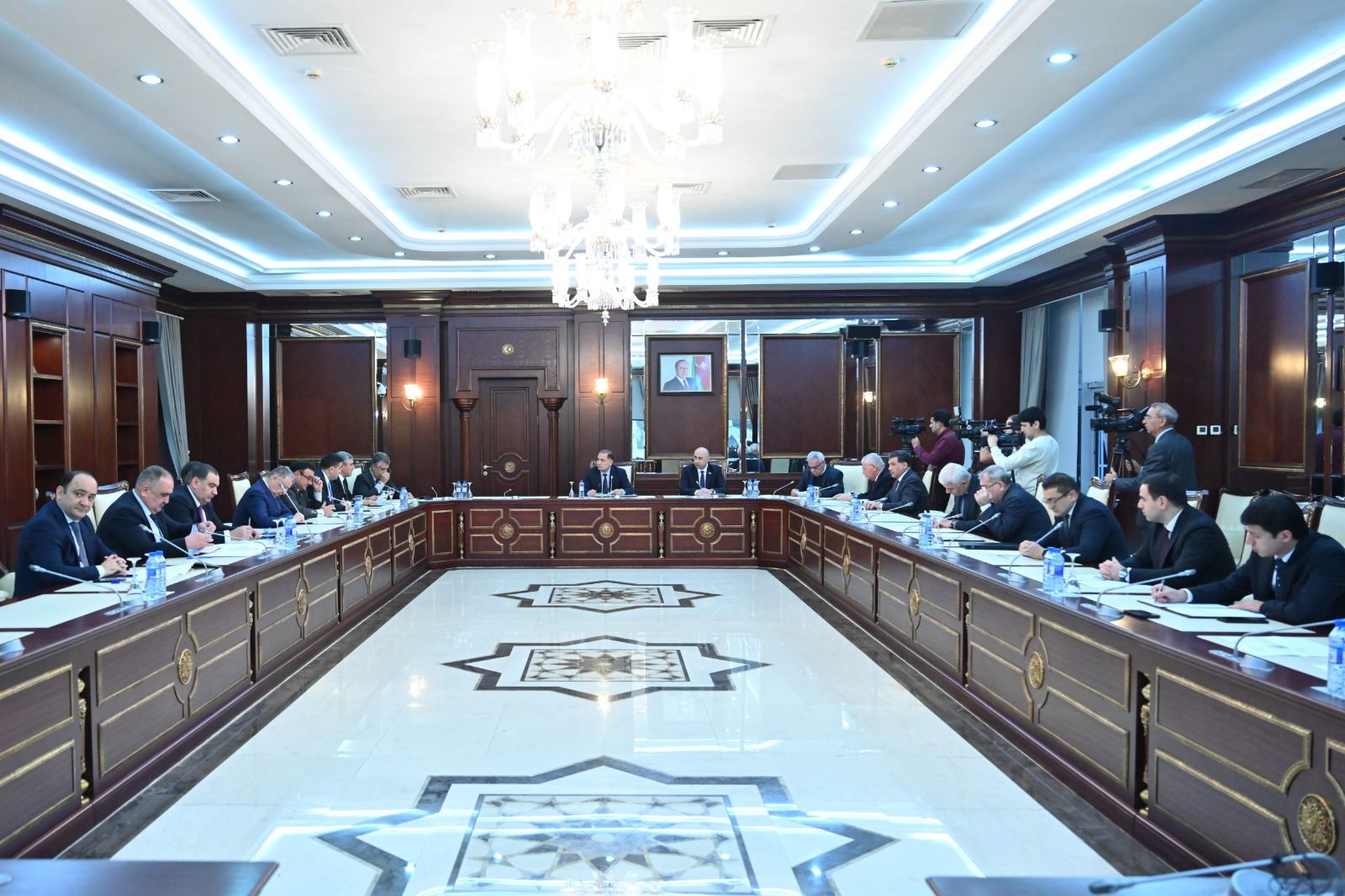 Azerbaijani Parliament's Economic Policy, Industry and Entrepreneurship set meets (PHOTO)