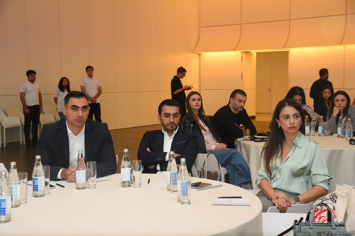 Azerbaijan's Baku hosts seminar on "Understanding and analyzing ESG reports" (PHOTO)