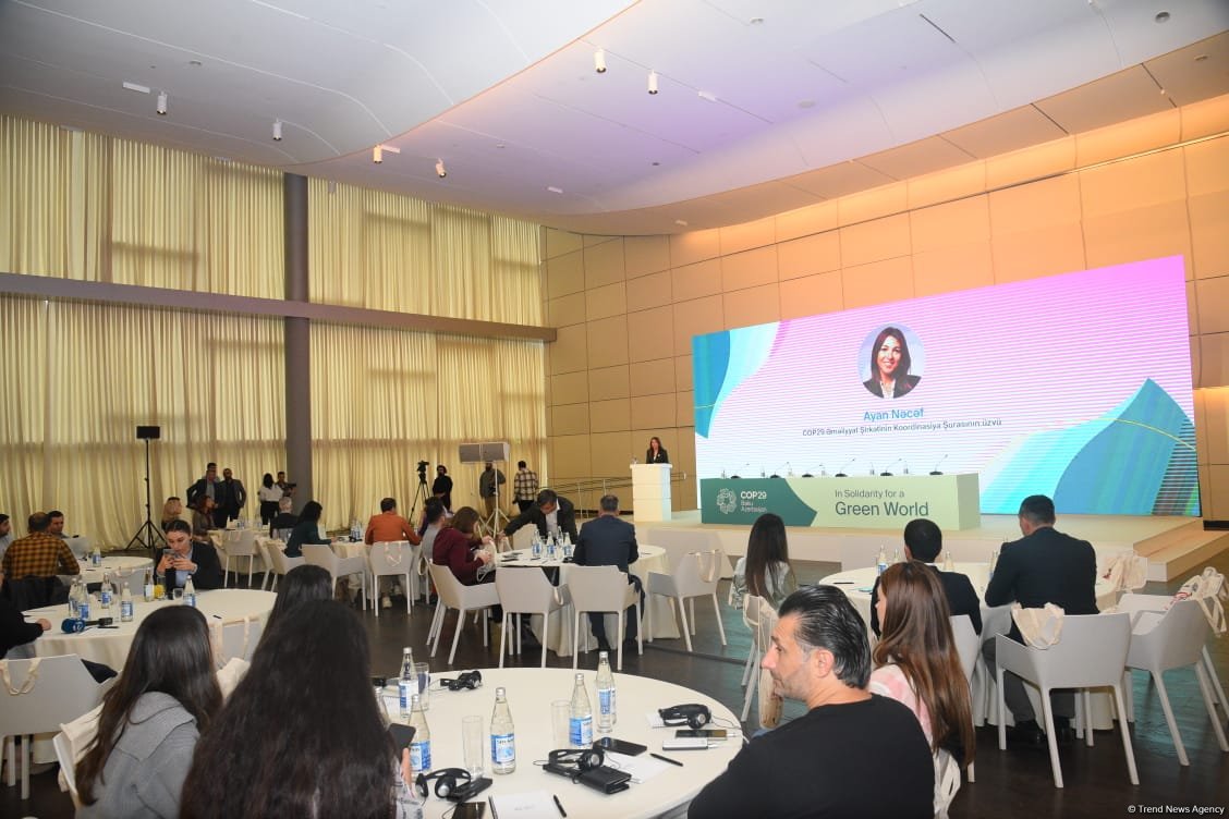 Azerbaijan's Baku hosts seminar on "Understanding and analyzing ESG reports" (PHOTO)