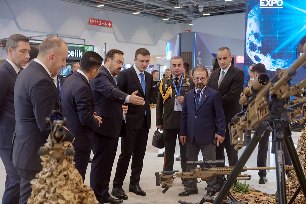 Leadership of Azerbaijan's Ministry of Defense attends opening ceremony of SAHA EXPO 2024 (PHOTO)