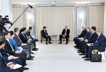 President Ilham Aliyev meets President of Laos in Russia's Kazan (PHOTO/VIDEO)