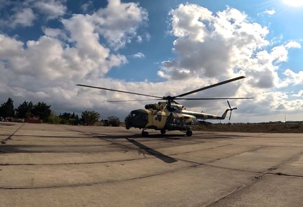 Azerbaijan conducts training flights with helicopter units of air force