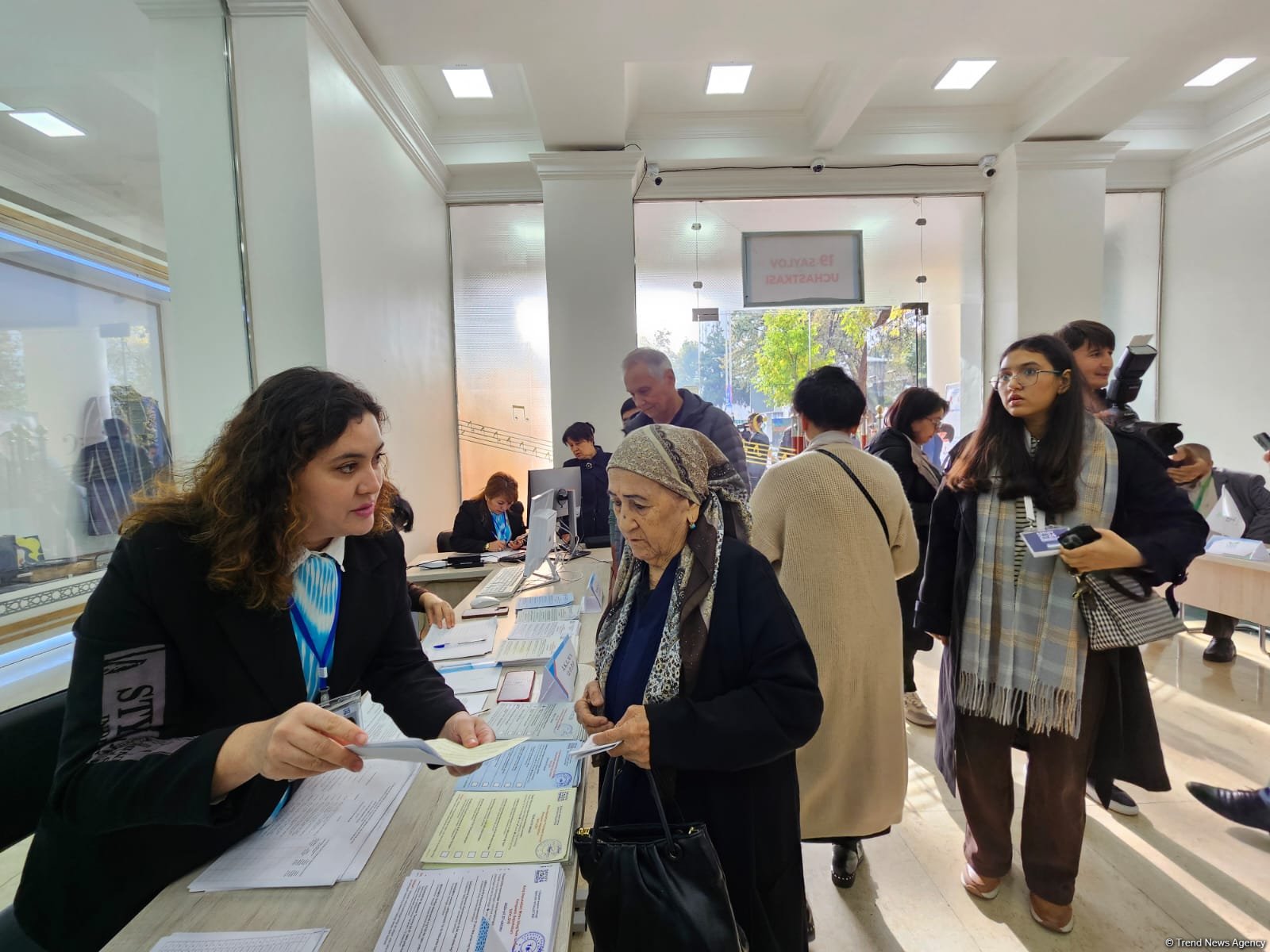Voting in election in Uzbekistan was active - observers' opinion (PHOTO)
