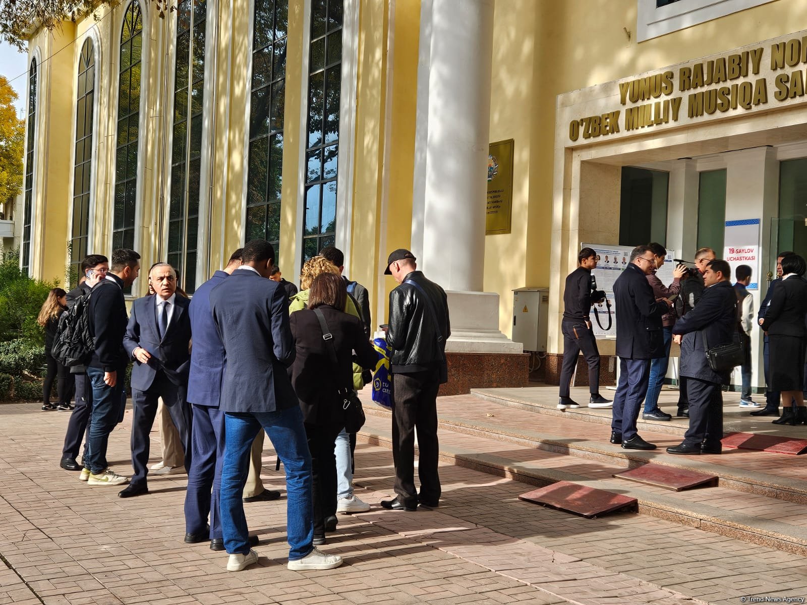 Voting in election in Uzbekistan was active - observers' opinion (PHOTO)