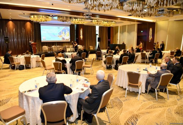 Baku hosts Azerbaijan-NATO roundtable on energy security and climate change (PHOTO)
