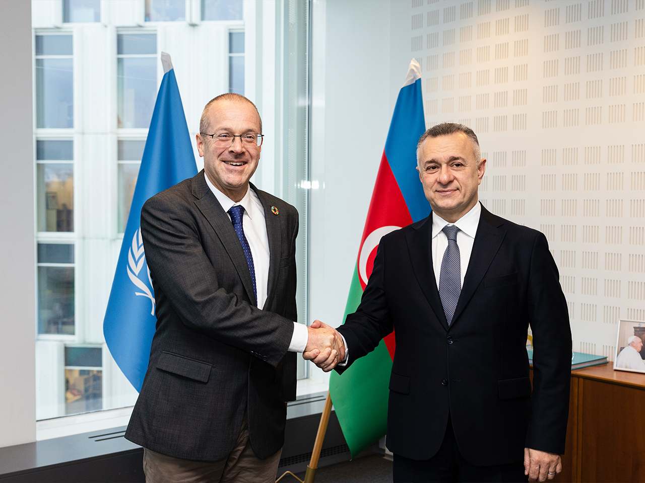 Azerbaijani health minister holds range of meetings within 74th session of WHO Regional Committee for Europe (PHOTO)