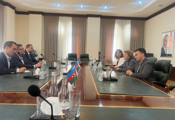 Western Azerbaijan Community holds meeting with US delegation