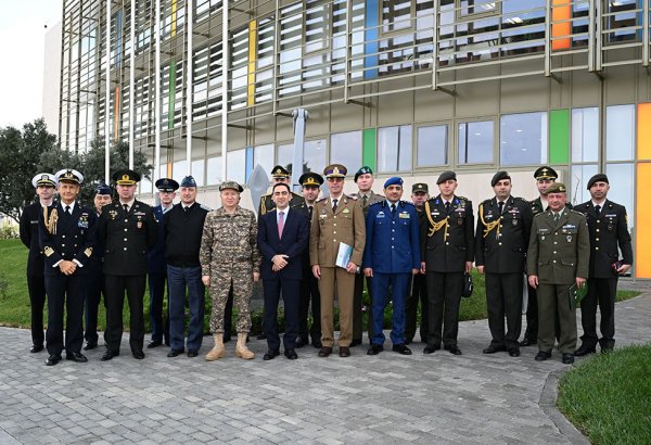 Military attachés visit Baku International Sea Trade Port in Azerbaijan (PHOTO)