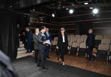 First Vice-President Mehriban Aliyeva visits Azerbaijan State Pantomime Theatre (PHOTO/VIDEO)