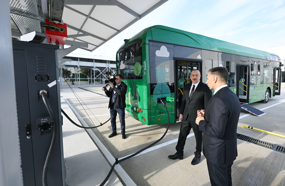 President Ilham Aliyev reviews operations of Zigh Electric Bus Depot (PHOTO/VIDEO)